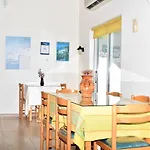 λευκόραμα Πανσιόν
