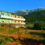 λευκόραμα Πανσιόν