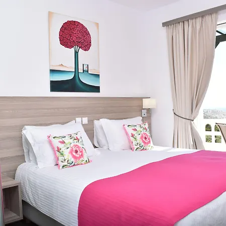 בית הארחה Lefkorama לפקוס קרפתאו