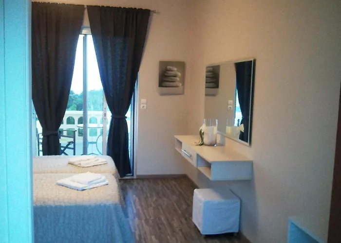 Lefkorama בית הארחה 4*