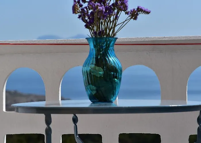 Lefkorama בית הארחה