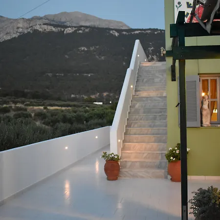 Lefkorama Casa de hóspedes 4*