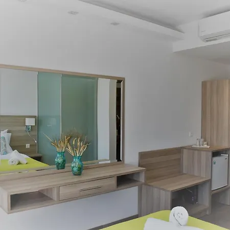 Lefkorama Guest house